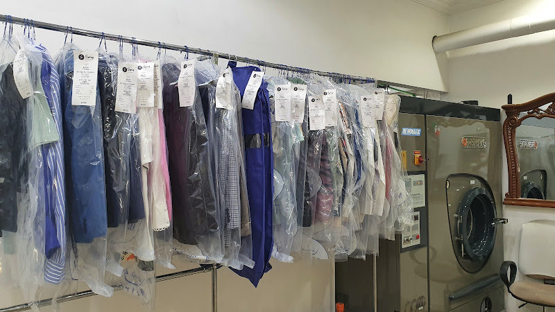 Springs Dry Cleaners in Al Barsha